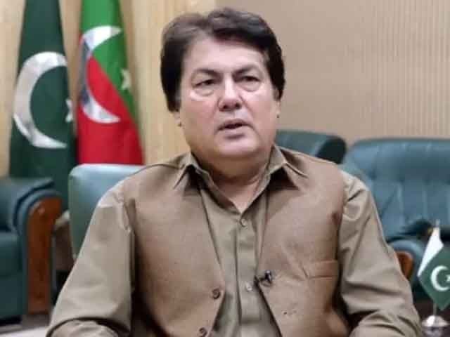 خیبرپختونخوا حکومت کا افغانستان سے مذاکرات کے لیے وفد بھیجنے کا فیصلہ ۔افغان صورتحال کا براہ راست اثر کے پی اور قبائلی اضلاع پر پڑتا ہے، بیرسٹر سیف