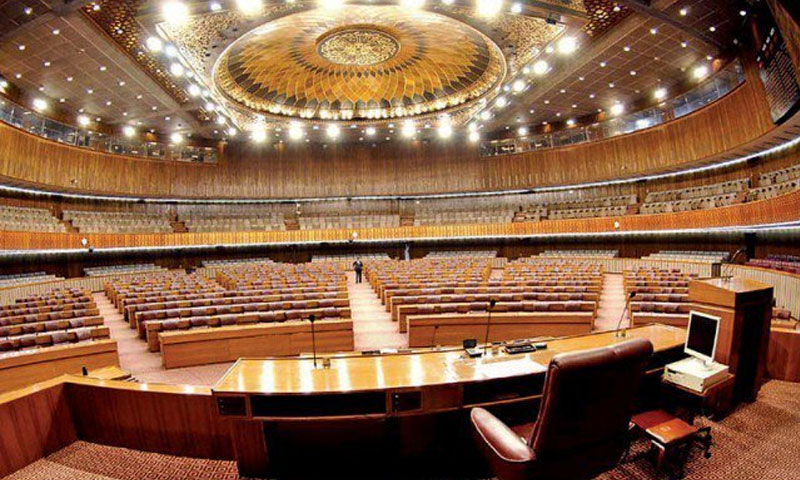 گوشوارے جمع نہ کرانے پر 139 پارلیمنٹرینز کی رکنیت معطل