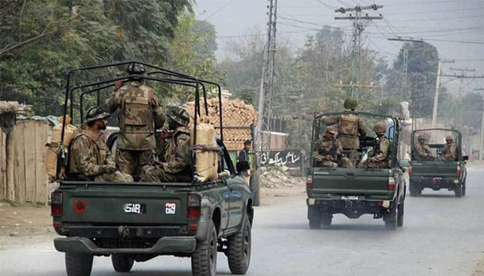 بلوچستان: سیکیورٹی فوسز نے خودکش حملہ ناکام بنادیا، جھڑپ میں 5 خوارج ہلاک، 2 جوان شہید