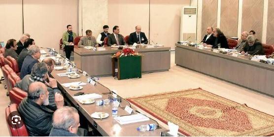 حکومت کا پی ٹی آئی سے مذاکراتی عمل آگے بڑھانے کا فیصلہ