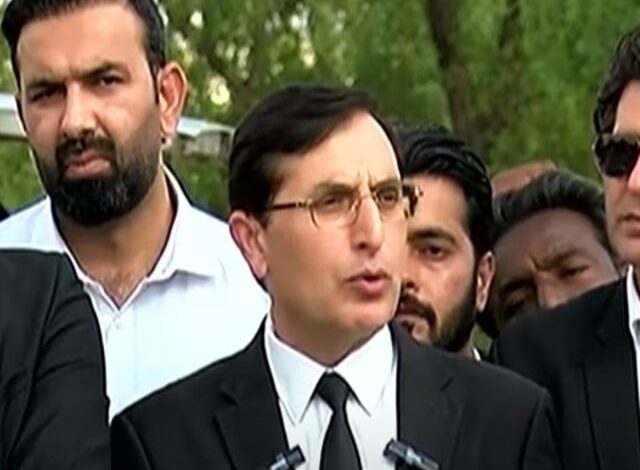 "قیمت لگائی گئی، ہم اصولوں پر ڈٹے رہے — بیرسٹر گوہر کا دو ٹوک مؤقف"
