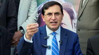 عمران خان ہی ہمارے قائد ہیں، ضمنی انتخابات سے متعلق مشورہ لیں گے: بیرسٹر گوہر