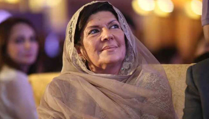 "بانی پی ٹی آئی نے ضمنی انتخابات میں حصہ نہ لینے کا واضح اعلان کر دیا، علیمہ خان""بانی پی ٹی آئی نے ضمنی انتخابات میں حصہ نہ لینے کا واضح اعلان کر دیا، علیمہ خان"