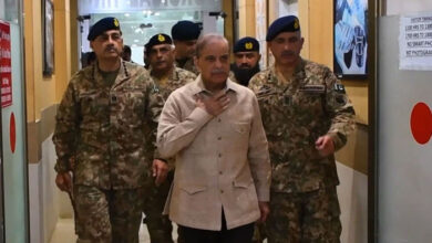 "وزیراعظم اور فیلڈ مارشل کا سیلاب زدہ سوات کا دورہ، وفاقی وزیر امیرمقام نے استقبال کیا"