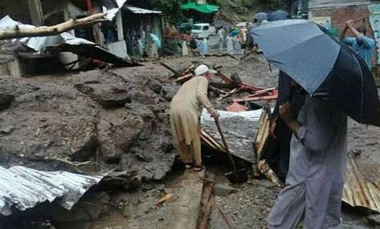 خیبرپختونخوا میں بارشوں کی تباہ کاریاں جاری، مزید 12 افراد جاں بحق، سینکڑوں مکانات متاثر