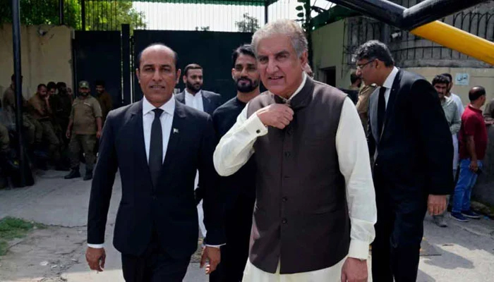 انسداد دہشت گردی عدالت لاہور نے شاہ محمود قریشی کو 9 مئی کے کیسز میں رہا کرنے کا حکم دے دیا