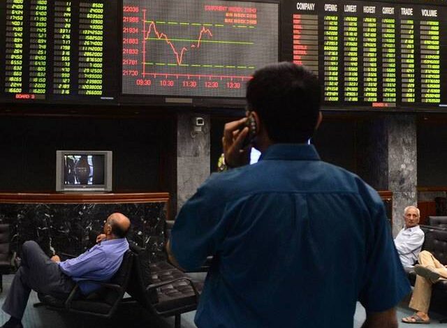 پاکستان اسٹاک ایکسچینج میں کاروباری دن کے آغاز پر مثبت رجحان، ڈالر کی قدر میں کمی