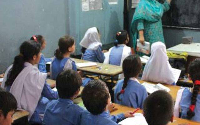 سپریم کورٹ نے 9 مئی کے 8 مقدمات میں عمران خان کی ضمانت منظور کرلی