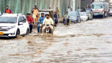 پشاور میں موسلا دھار بارش، بی آر ٹی سروس غیر معینہ مدت کیلئے بند معمولات زندگی درہم برہم