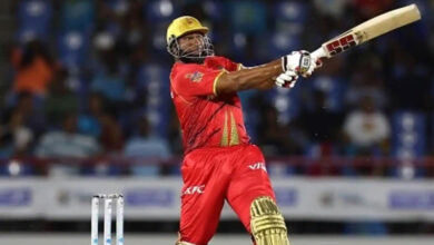 پولارڈ کا پاور شو: 8 گیندوں پر 7 چھکے، باؤلرز بے بس